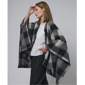 Xirena Wynter Poncho Black Ash Black White Plaid Farmhouse Chic Cowgirl Flannel